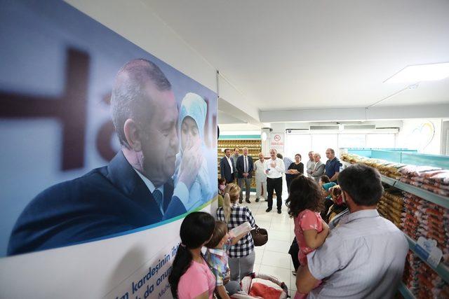 Pamukkale sosyal market 4 bin aileye ulaştı