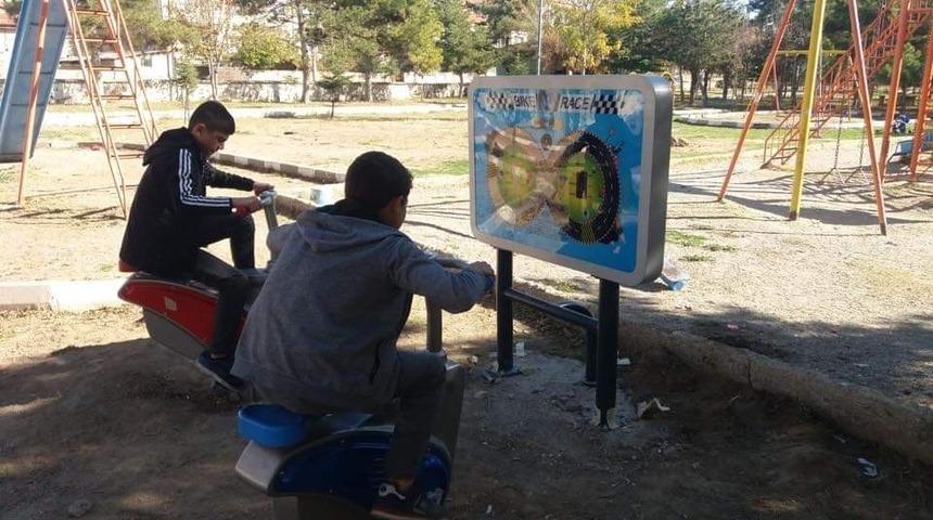 Bolvadin Adalet Parkına yeni nesil oyun grubu