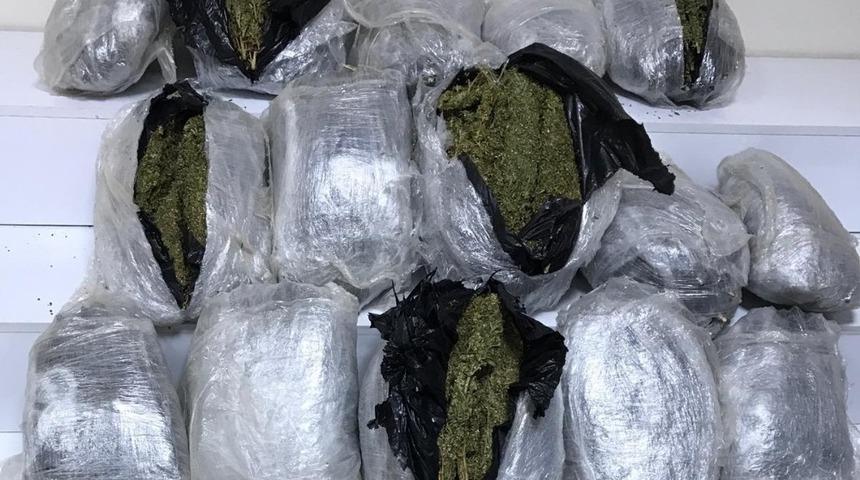 Gaziantep’te 1 ayda 320 uyuşturucu satıcısı yakalandı