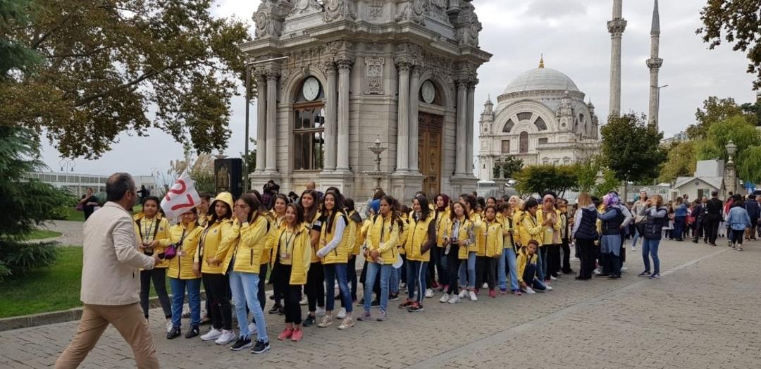 Toplum Destekli Polisler 150 &ouml;ğrenciyi İstanbul ve &Ccedil;anakkale&rsquo;ye g&ouml;t&uuml;rd&uuml;
