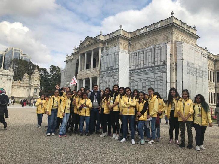 Toplum Destekli Polisler 150 öğrenciyi İstanbul ve Çanakkale’ye götürdü G2