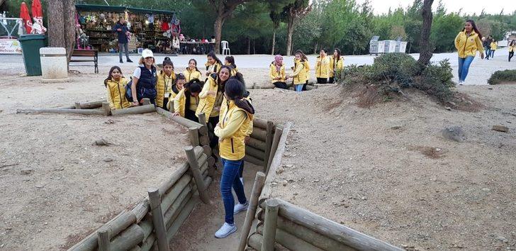 Toplum Destekli Polisler 150 öğrenciyi İstanbul ve Çanakkale’ye götürdü G4