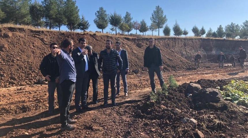 Kaymakam Kartal, çocuk evleri inşaatını inceledi