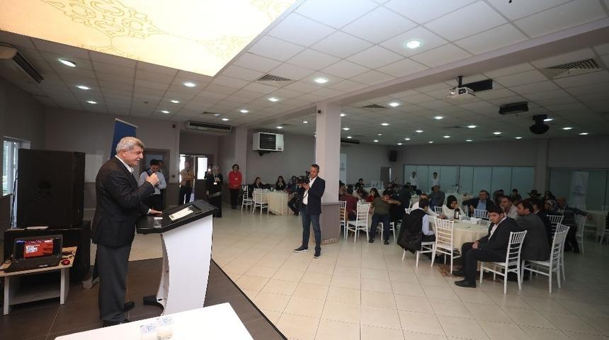 Kocaeli&rsquo;de g&ouml;rme engellilerin sorunları tartışıldı