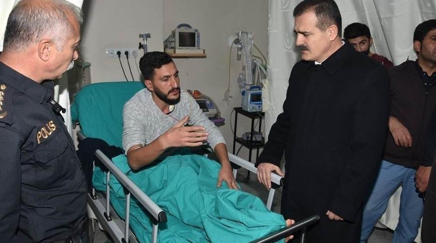 Vali Akbıyık yaralı polisleri ziyaret etti