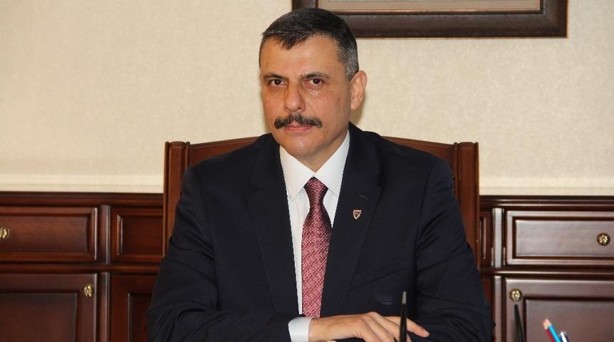 &Ccedil;orum Valisi Mustafa &Ccedil;ift&ccedil;i g&ouml;reve başladı