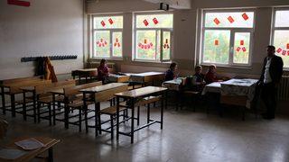 Hepatit A korkusu velileri tedirgin etti! Okul sıraları boş kaldı