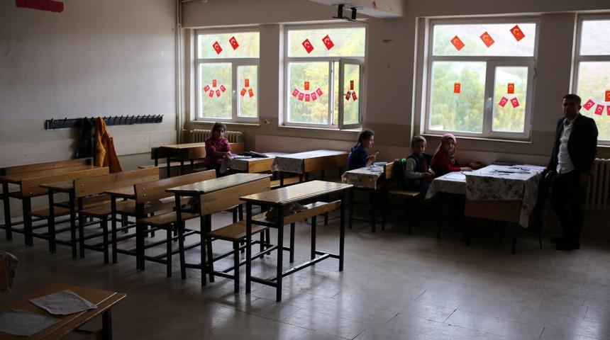 Hepatit A korkusu velileri tedirgin etti! Okul sıraları boş kaldı