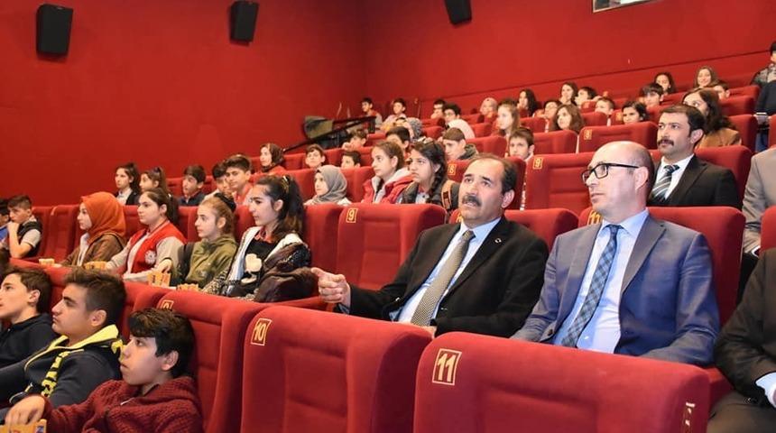 Erzincan&rsquo;da 3 Bin 816 &Ouml;ğrenci sinema ile buluşacak