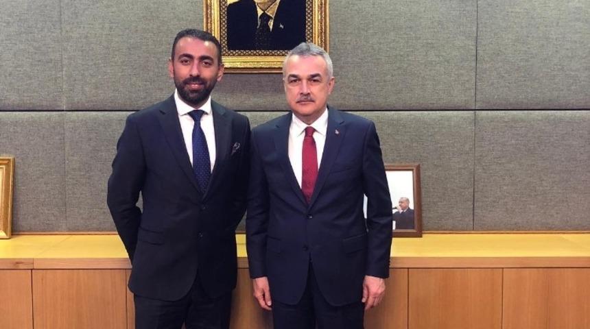 AK Partili aday adayı Eşin, TBMM&rsquo;de vekilleri ziyaret etti