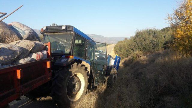 Aydın’da öğrenci servisi ile traktör çarpıştı