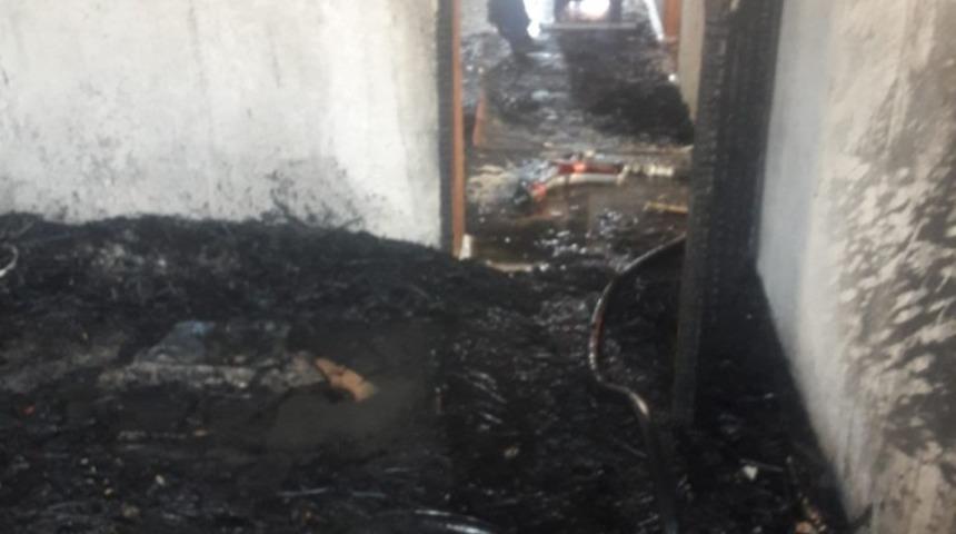 Sindelh&ouml;y&uuml;k mahallesinde korkutan yangın