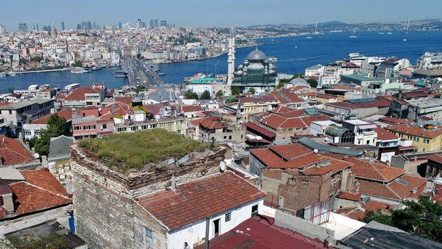 İstanbul'un göbeğinde tarih talancılarının silahlı saldırısı