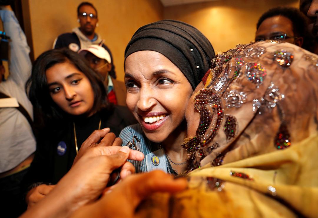 ABD'de bir ilk yaşandı! Ilhan Omar Temsilciler Meclisi'ne girdi