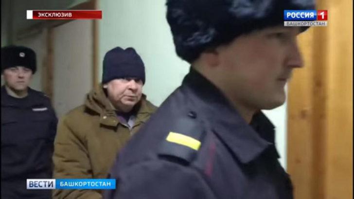 Yan odadan gelen seslere uyandı! Karısıyla kardeşini aynı yatakta yakaladı G5