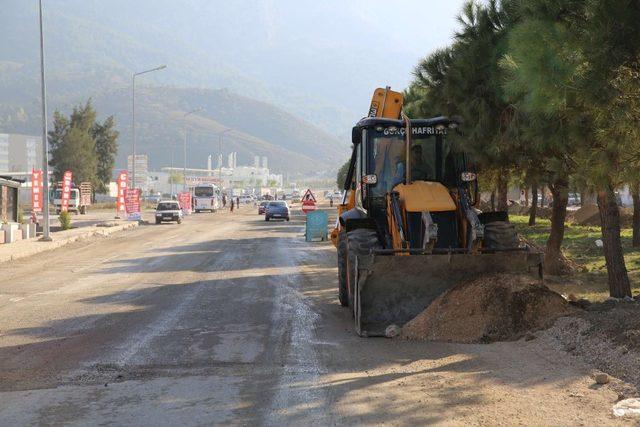 Manisa Şehir Hastanesi yolunda çalışmalar başladı