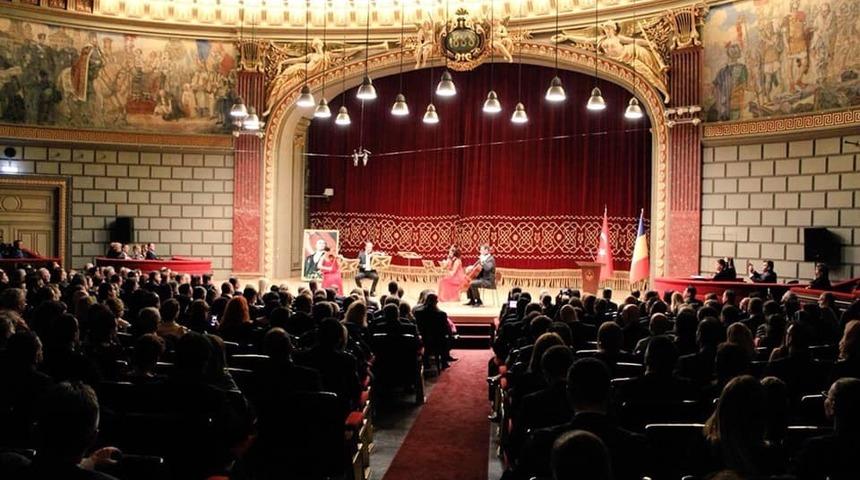 Trakya &Uuml;niversitesi &ouml;ğretim &uuml;yesinden B&uuml;kreş&rsquo;te &ouml;zel performans