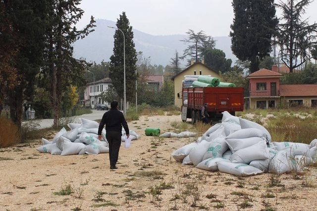 Vezirhan’da Kapalı Halı Saha projesi gerçekleşiyor