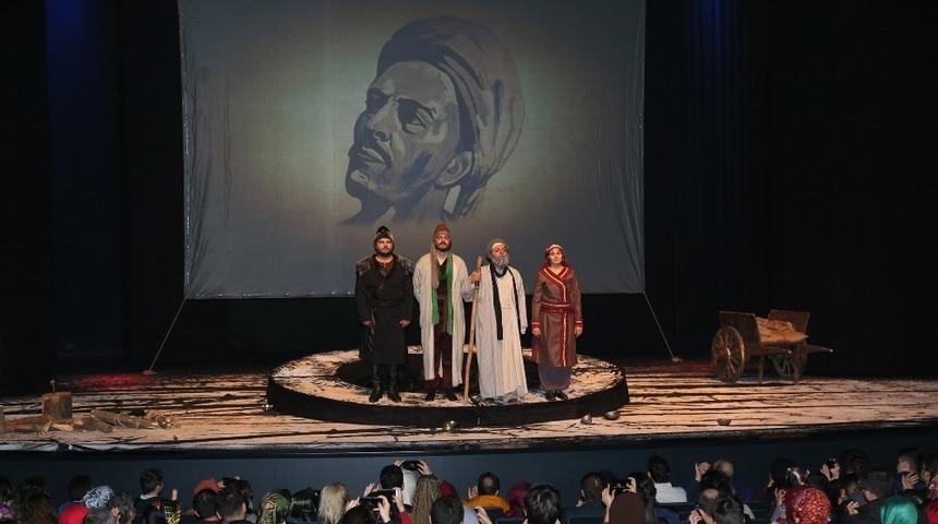 &ldquo;Bir Yunus Hikayesi-Kumdan Şehir&rdquo; izleyiciyle buluştu