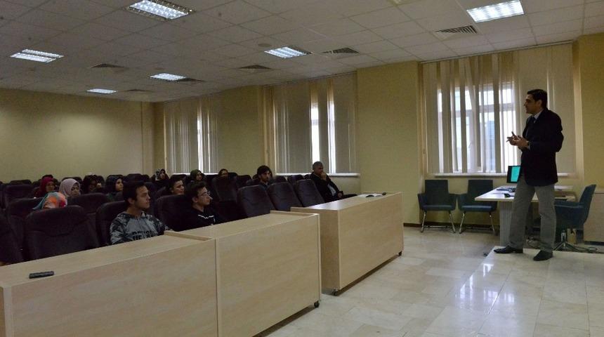 SAÜ’de ‘Etkili iletişim ve diksiyon eğitimi’ düzenlendi