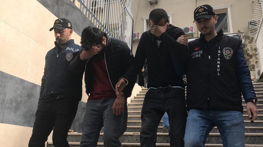 Yabancı uyrukluların evlerine operasyon yapan 'sahte polisler' yakalandı!