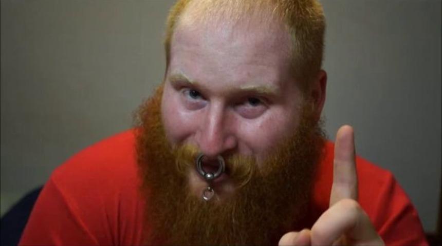 Tarikat istedi, testislerini silikonla b&uuml;y&uuml;tt&uuml;