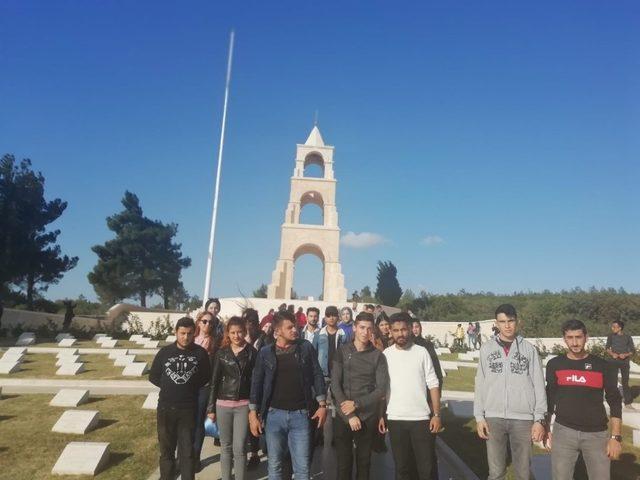 Beyşehir Belediyesinden üniversite öğrencilerine Çanakkale gezisi