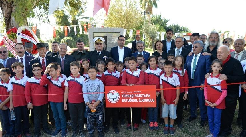 Y&uuml;zbaşı Mustafa Ertuğrul Aker anıtı a&ccedil;ıldı
