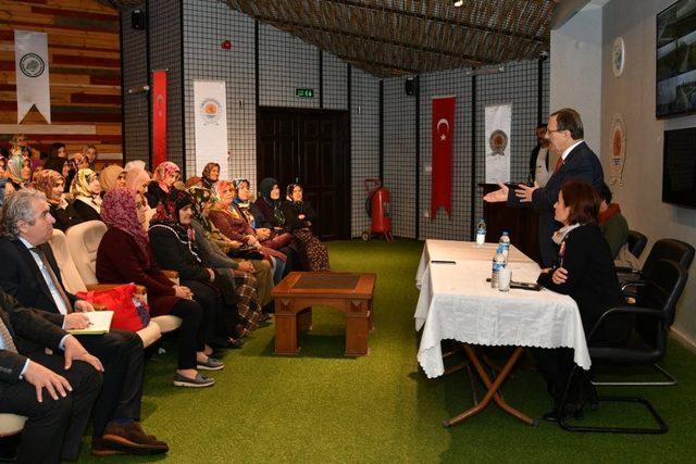 Başkan Şahin: “Üreten kadınların yanındayız”