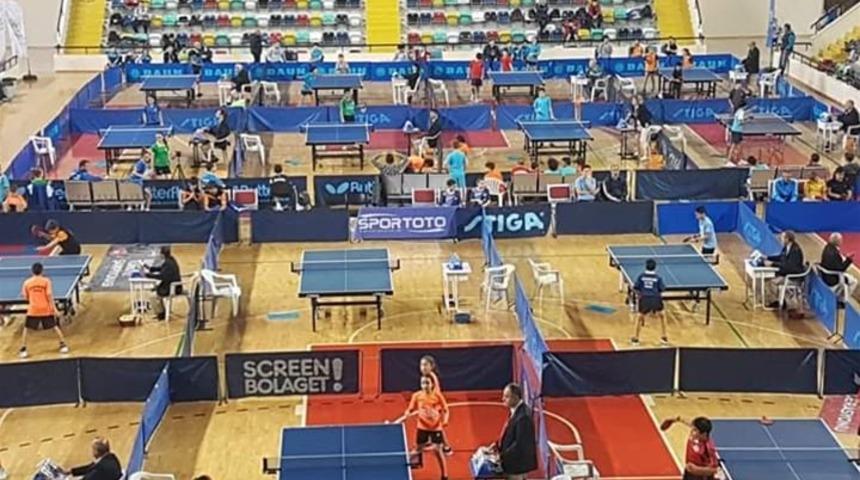 Masa tenisi grup eleme m&uuml;sabakaları yapıldı