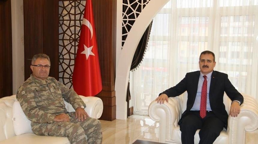 T&uuml;mgeneral Tokel&rsquo;den Vali Akbıyık&rsquo;a ziyaret