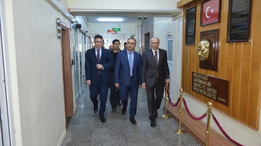 Vali Soyt&uuml;rk&rsquo;den Milli Eğitim M&uuml;d&uuml;rl&uuml;ğ&uuml;ne ziyaret