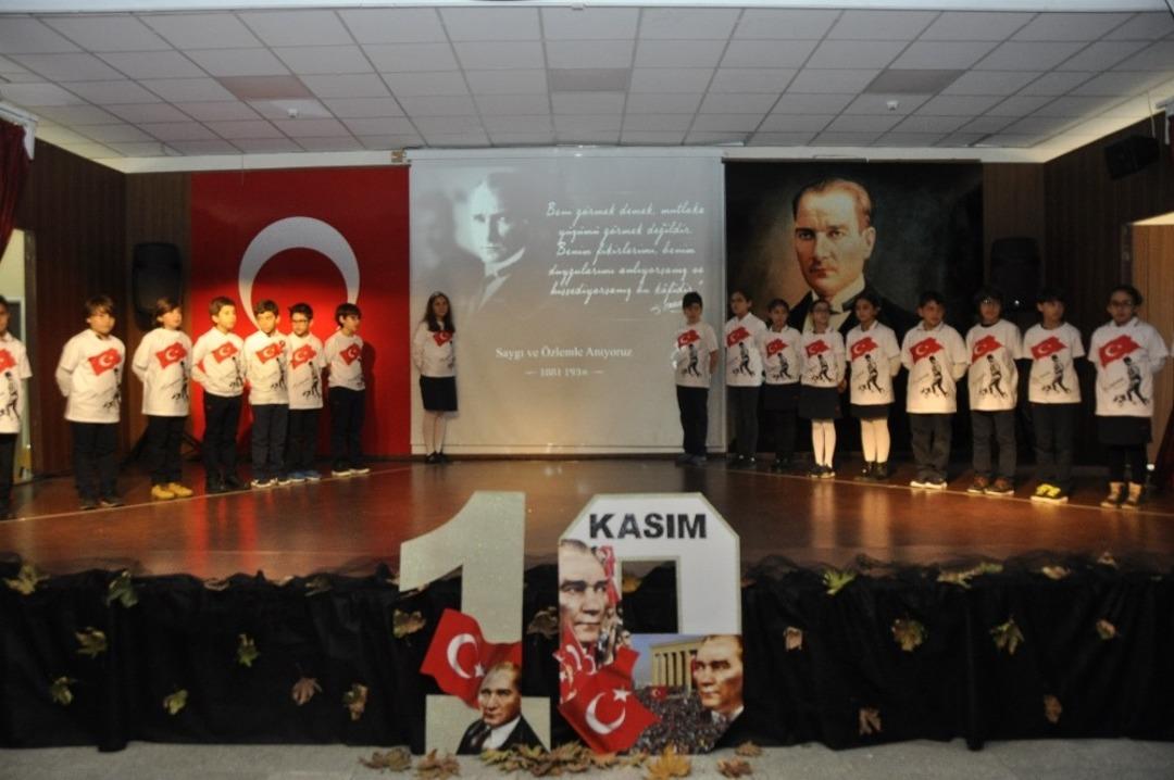 Karanlıktan Aydınlığa Oratoryosu GKV&rsquo;de sahnelendi