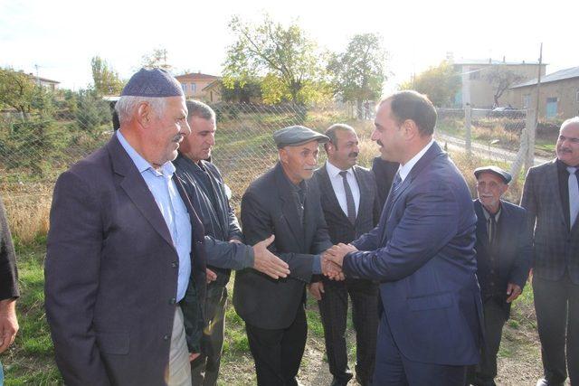 Vali Kaldırım’dan köy ziyareti