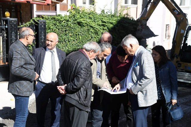 Isparta Belediyesi’nden Hızırbey’de sokak çalışması