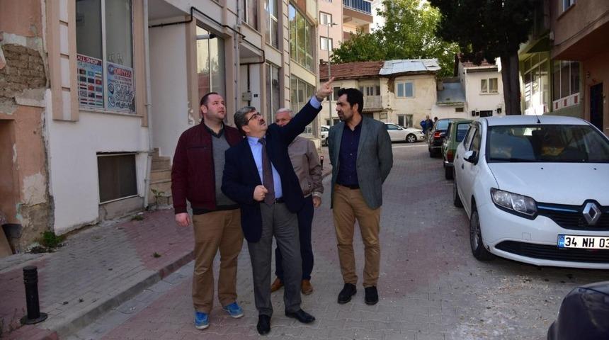 Asfaltlama &ccedil;alışmalarında sıra İsmetpaşa Mahallesi&rsquo;nde