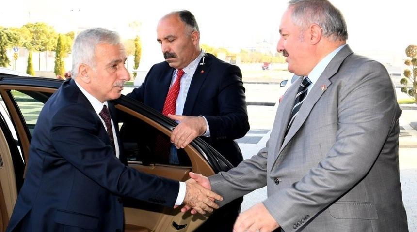 Vali Kam&ccedil;ı&rsquo;dan Kayseri OSB Y&ouml;netim Kurulu Başkanı Nursa&ccedil;an&rsquo;a veda ziyaretinde bulundu