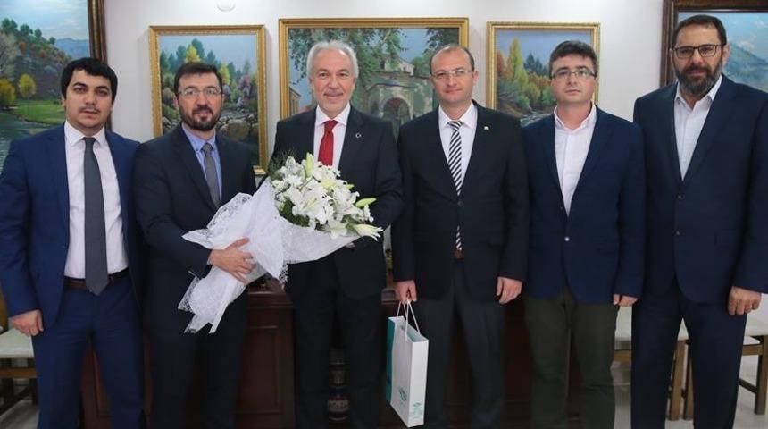 Başkan Sara&ccedil;oğlu, sendikanın yeni y&ouml;netimini tebrik etti