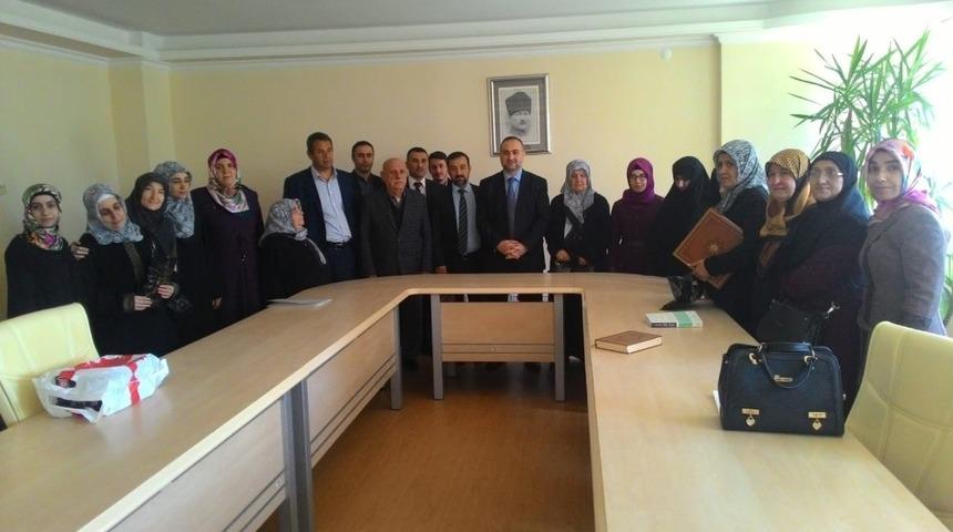 Umre &ouml;d&uuml;ll&uuml; bilgi yarışması yapıldı