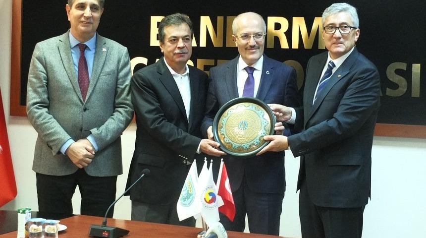 Başkanlığının birinci yılını Bandırma&rsquo;da doldurdu