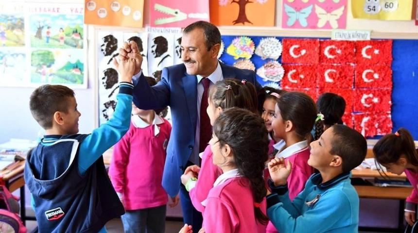 Vali Sonel&rsquo;den "Haftalık Okul Ziyareti"