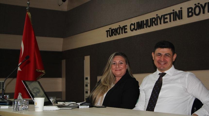 &Ccedil;erkezk&ouml;y firmalarına &rsquo;Dış Ticaret&rsquo; eğitimi