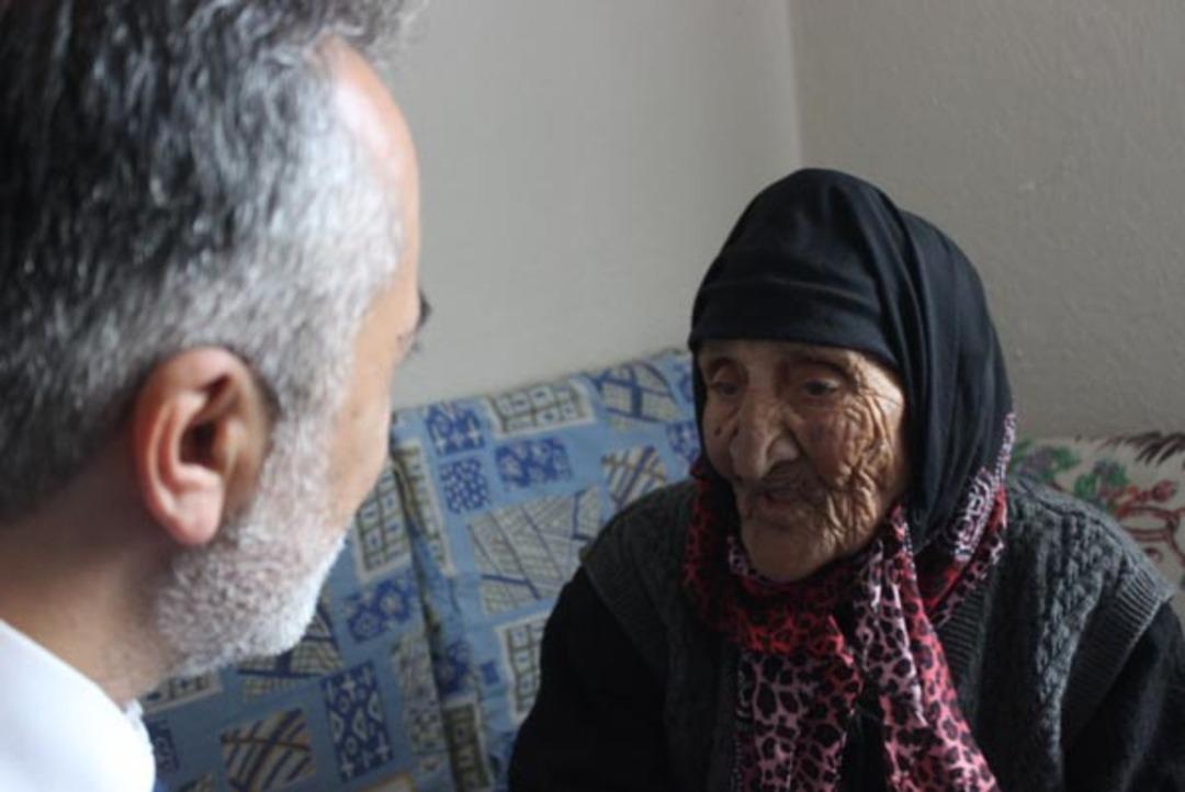 Yaşını duyan şaştı kaldı! Fatma Nine'nin torunu bile 76 yaşında!