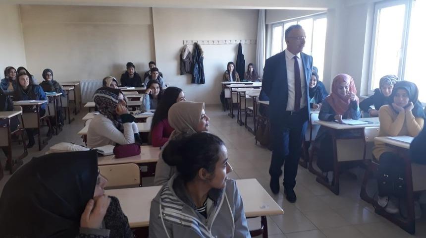 Rekt&ouml;r Prof. Dr. Levent Tercan&rsquo;da