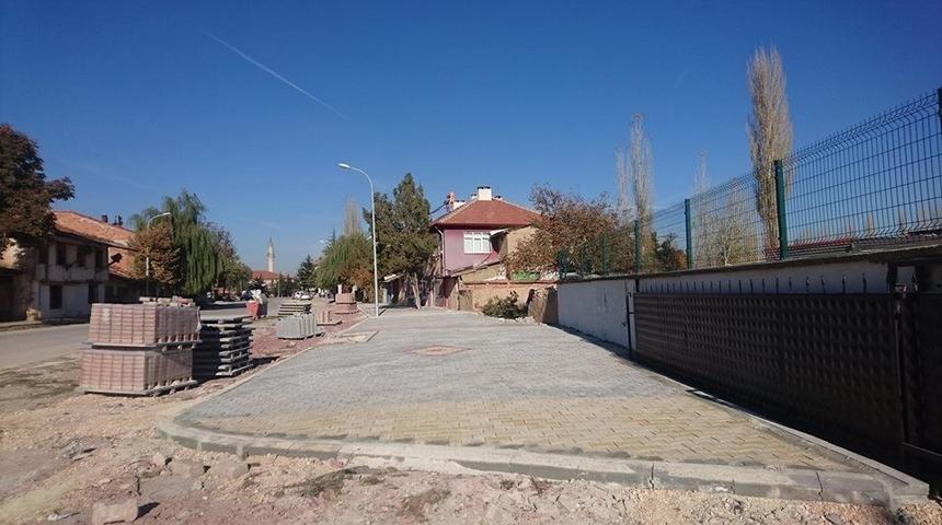 Aslanapa&rsquo;da altyapı ve yol &ccedil;alışmaları