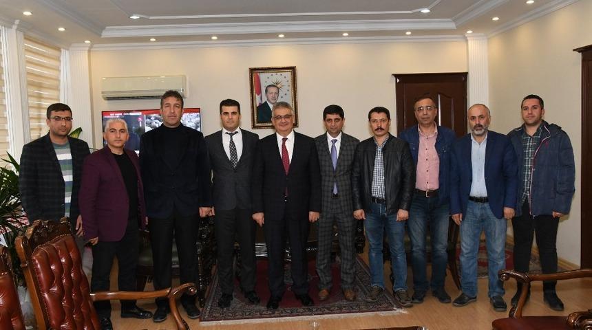 Gazeteciler Vali Aykut Pekmez ile bir araya geldi