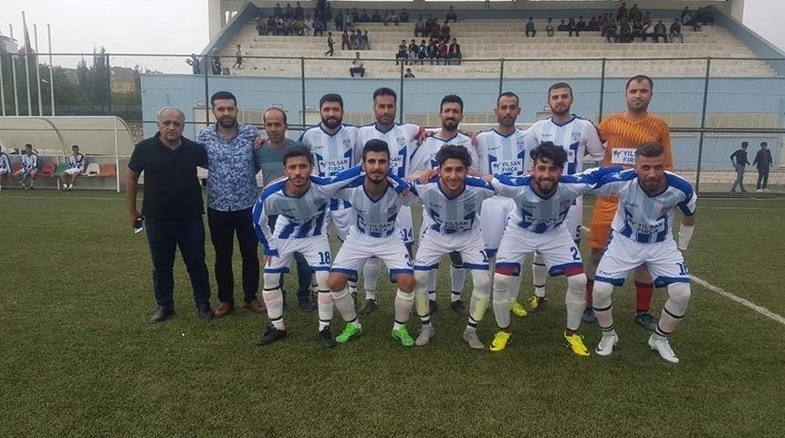 &Ccedil;&uuml;ng&uuml;ş Gen&ccedil;likspor namağlup unvanını s&uuml;rd&uuml;r&uuml;yor