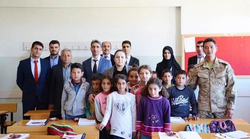 Kaymakam Demir, kırsal mahallelerde incelemelerde bulundu