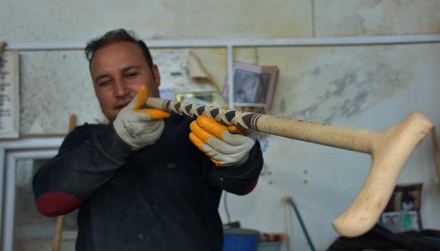 Sivas'ta üretilen bastonlar, Türkiye'ye dağılıyor