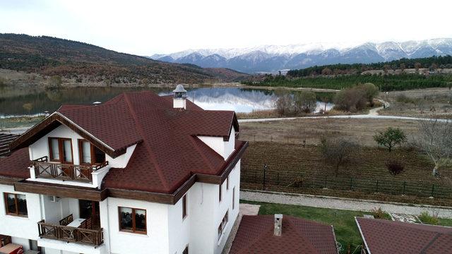 20 yıllık işini bırakıp, tatil köyü kurdu